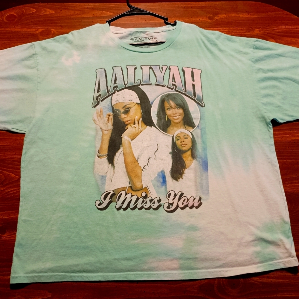 AALIYAH TIE-DYE T-SHIRT - 4XL // Music Tribute Love Tee Shirt (See XL Size Note)